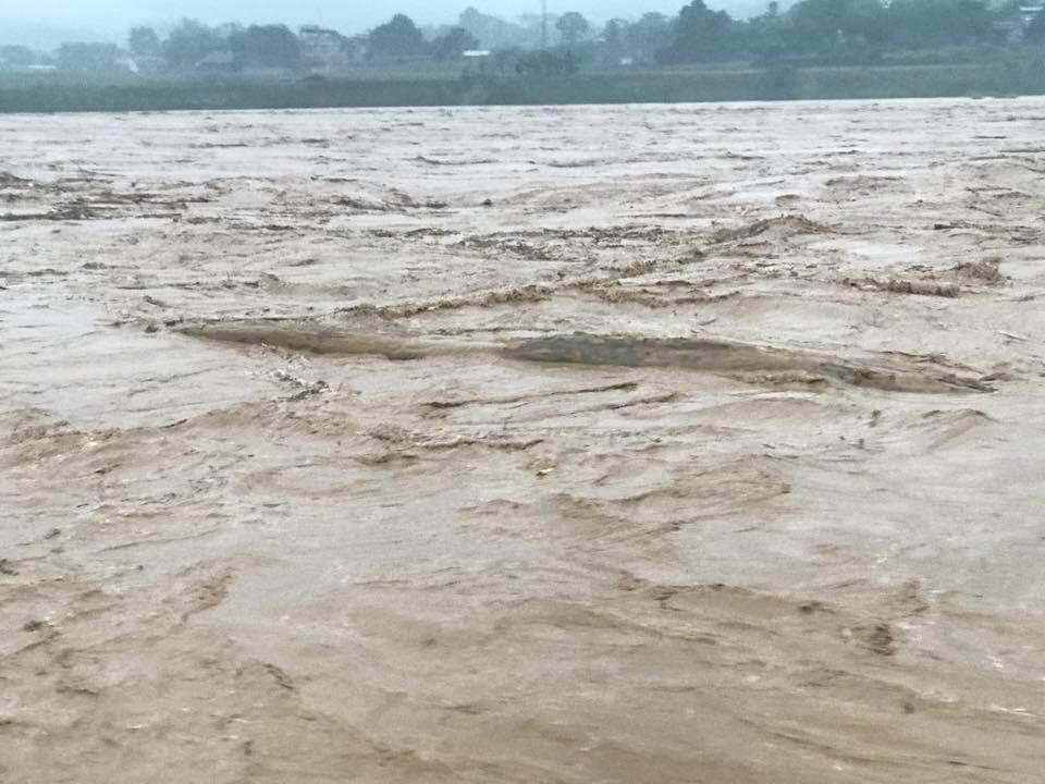 Mưa lớn, lũ quét cuốn trôi hàng trăm ngôi nhà ở Nghĩa Lộ-7