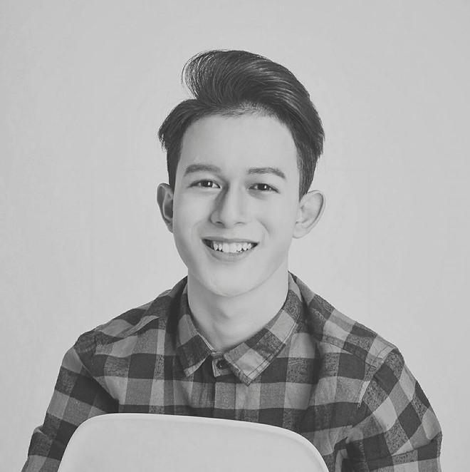 Chàng hề ma quái hát hay, đàn giỏi, thích đóng phim-5