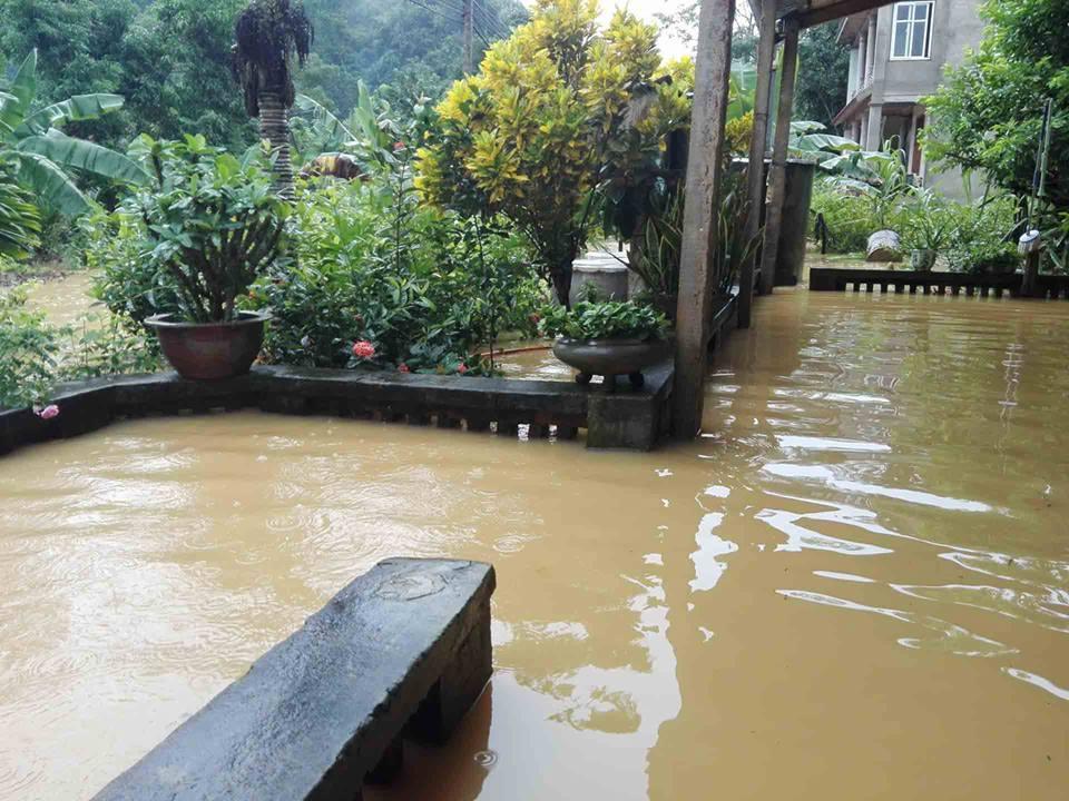 Cảnh lũ dữ tàn phá ghê gớm miền Bắc và Bắc Trung Bộ-6