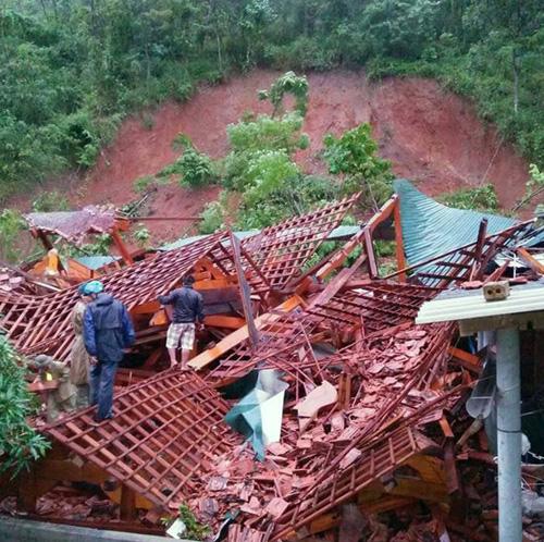 Cảnh lũ dữ tàn phá ghê gớm miền Bắc và Bắc Trung Bộ-7