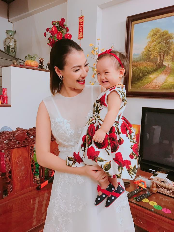 Hồng Quế tuyên bố chỉ cần con và bố mẹ sau 1 năm làm single mom-1