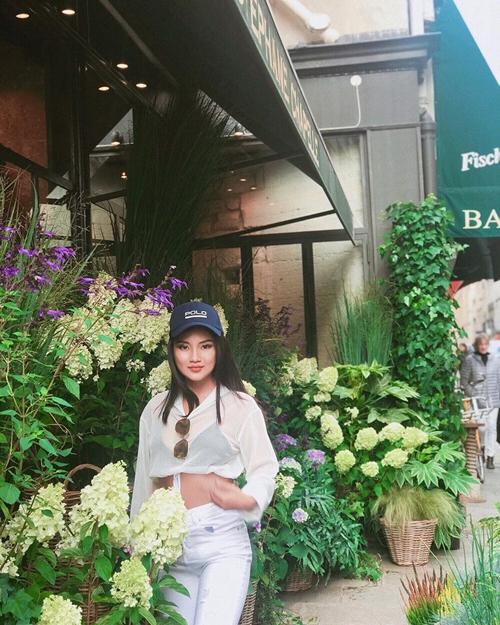 Chuyến đi châu Âu đã mắt đã miệng của cô nàng nấm lùn sexy-8