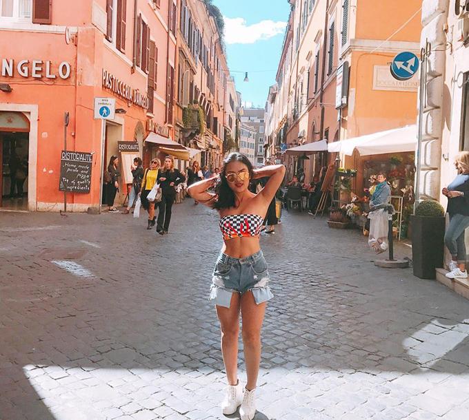 Chuyến đi châu Âu đã mắt đã miệng của cô nàng nấm lùn sexy-10