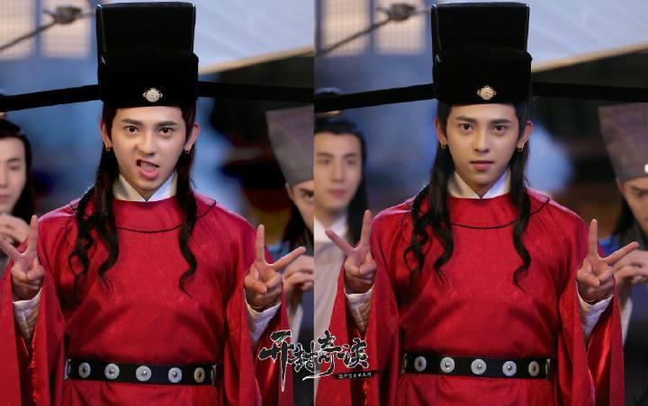 Choáng trước Bao Thanh Thiên đẹp trai, trắng trẻo nhất lịch sử truyền hình Hoa ngữ-3