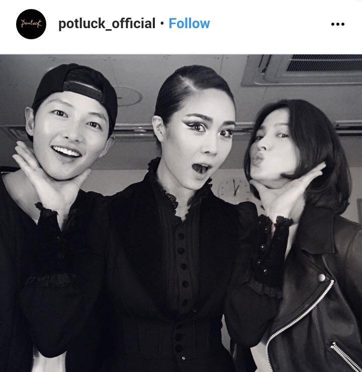 Song Joong Ki - Song Hye Kyo quấn quýt như đôi sam trước ngày cưới-1