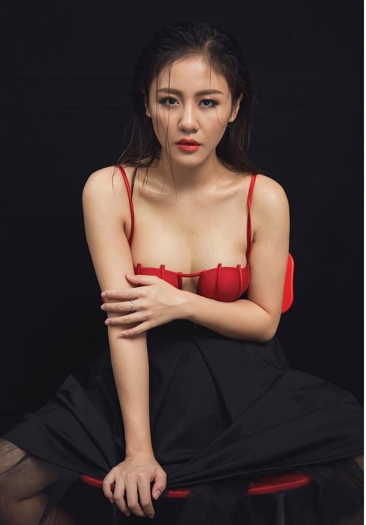 Tin sao Việt 12/10: Hoa hậu Mỹ Linh thông báo bình an sau khi bị mất liên lạc tại vùng lũ Yên Bái-10