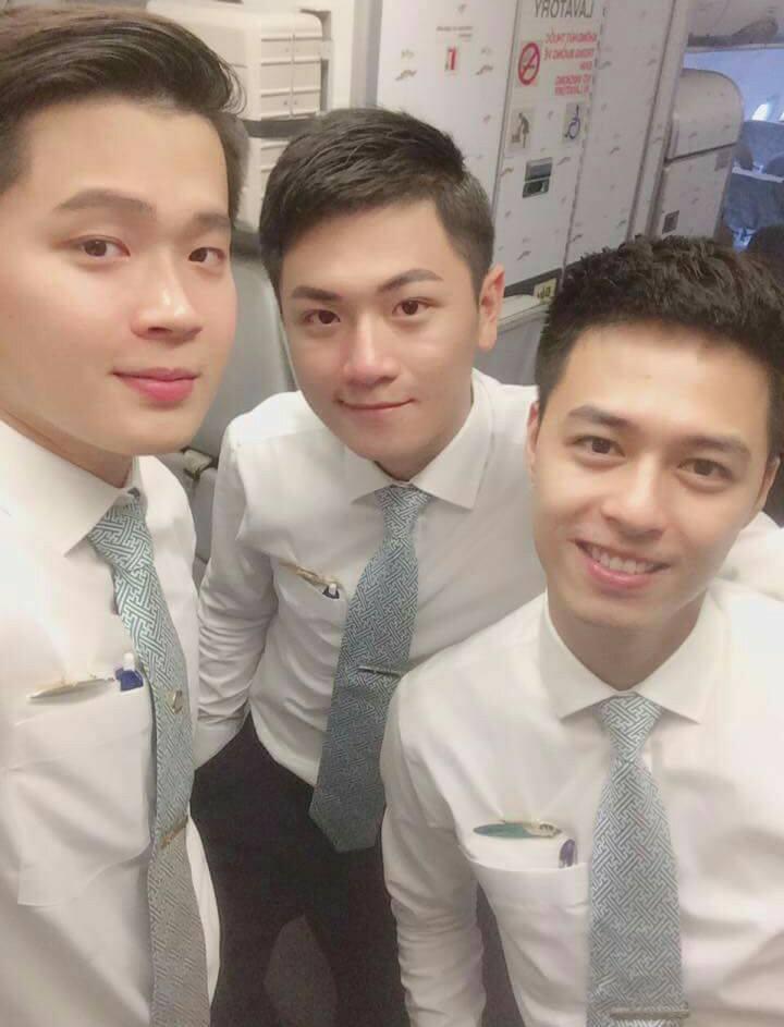 Hé lộ danh tính ba chàng soái ca hàng không sáng nhất Facebook hôm qua-1