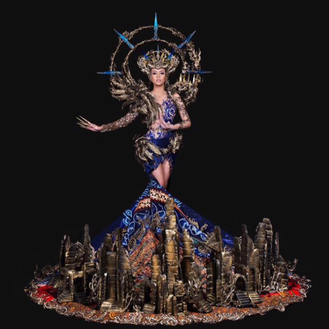 Để thắng giải Quốc phục, Huyền My phải vượt qua nhiều thiết kế sáng tạo vượt tưởng tượng-8