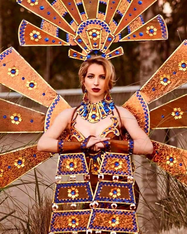 Để thắng giải Quốc phục, Huyền My phải vượt qua nhiều thiết kế sáng tạo vượt tưởng tượng-9