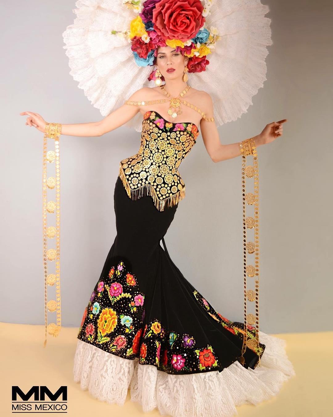 Để thắng giải Quốc phục, Huyền My phải vượt qua nhiều thiết kế sáng tạo vượt tưởng tượng-13