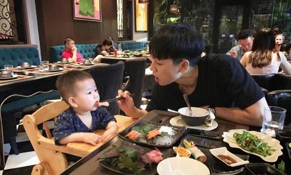 Hot girl - hot boy Việt 13/10: SunHt an ủi Chi Pu khi MV Từ hôm nay bị chê tơi tả-2