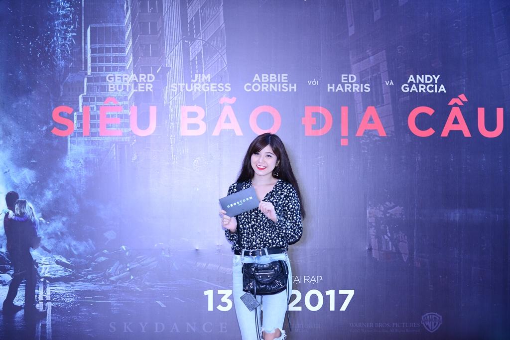 Dàn sao Việt háo hức đi đón Siêu bão địa cầu-8