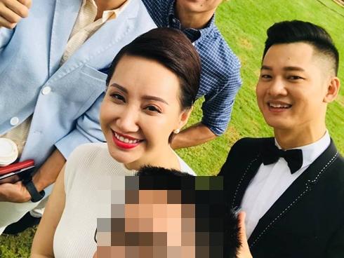 Tin sao Việt 14/10: Tâm Tít hẹn hò ăn uống cùng ông xã sau khẩu chiến với Maya-11