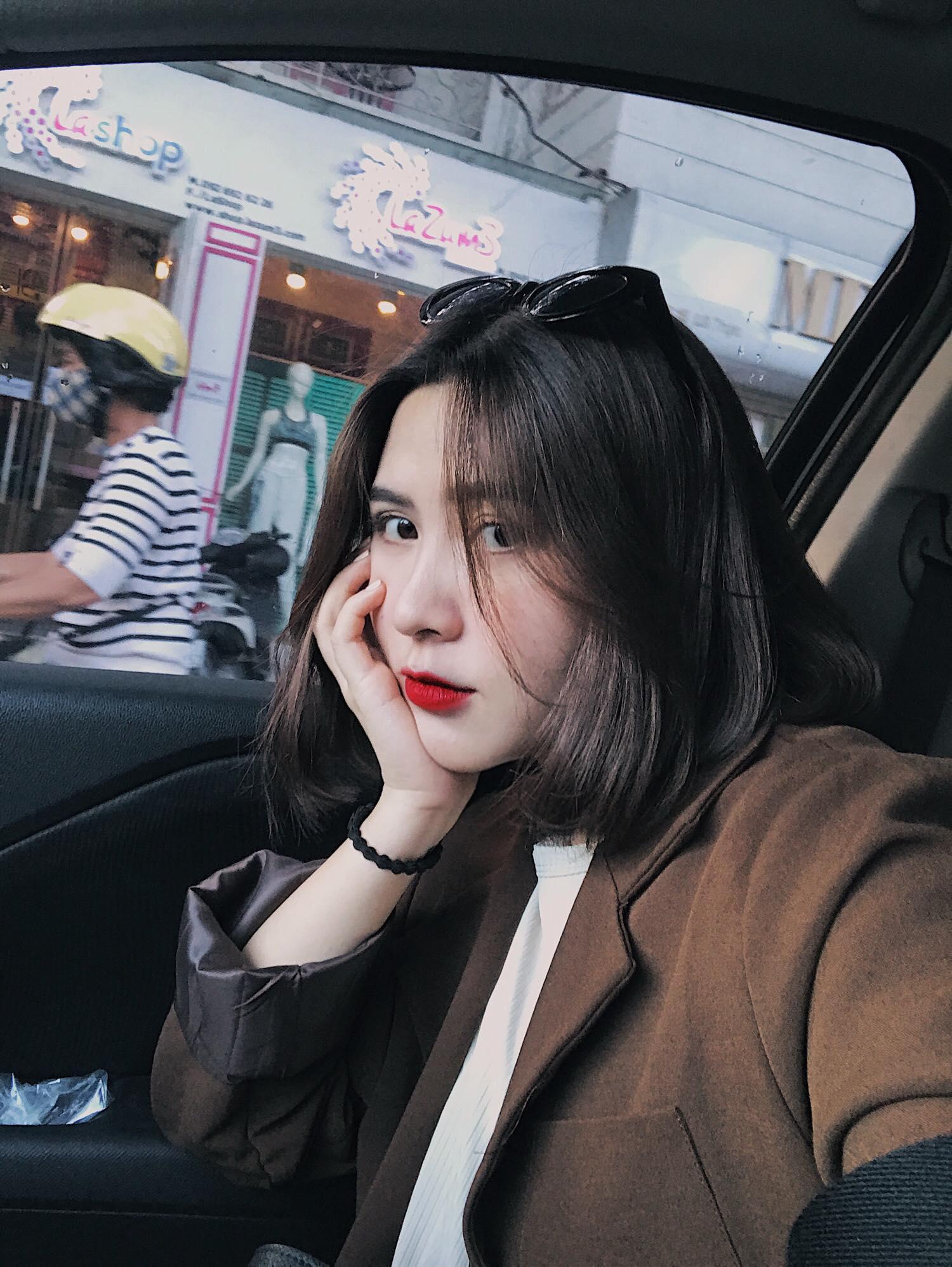 Hot girl - hot boy Việt 14/10: Giật mình với cánh tay như dị tật của Khánh Linh The Face-2