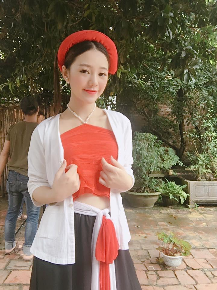 Hot girl - hot boy Việt 14/10: Giật mình với cánh tay như dị tật của Khánh Linh The Face-6