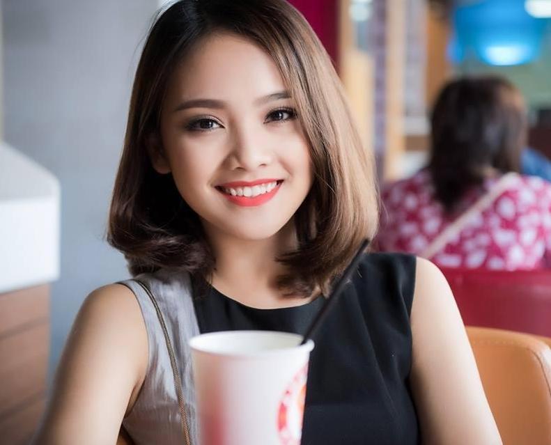 Top 10 Hoa hậu Việt Nam 2016 từng mang tiếng HÂM khi quyết định kết hôn với hotboy cảnh sát-3