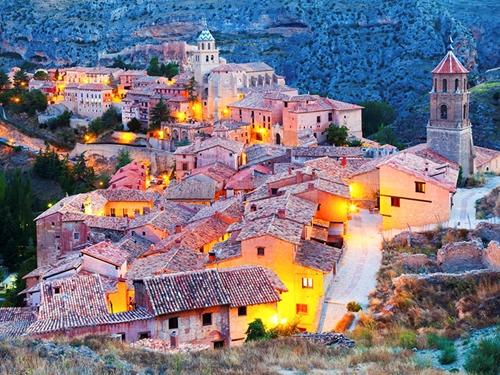 10 quốc gia lý tưởng cho mùa thu 2017-11