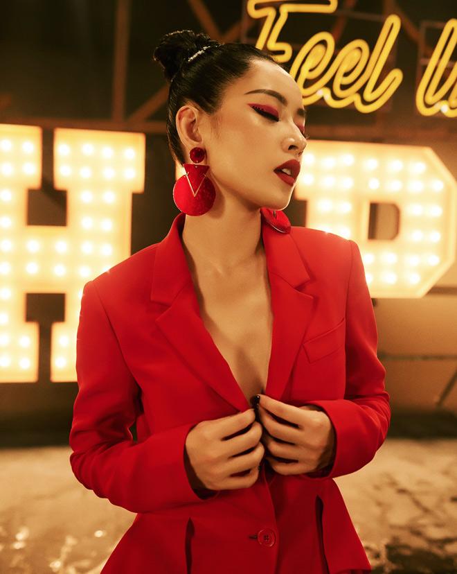 Tưởng sạch scandal, Chi Pu cũng từng có những ồn ào gây sốc làng giải trí Việt thế này!-1