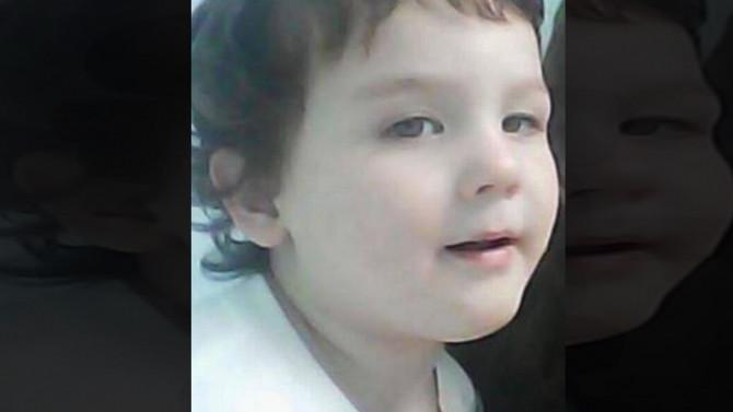 Bé trai tự kỷ mất tích, khi được tìm thấy, người ta kinh ngạc vì phát hiện cậu bé không chỉ có một mình-1