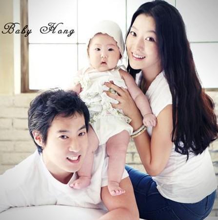 Từng phiền muộn vì con gái bị chê xấu, Kim Hee Sun tự hào khi chăm con đẹp hơn mỗi ngày-2