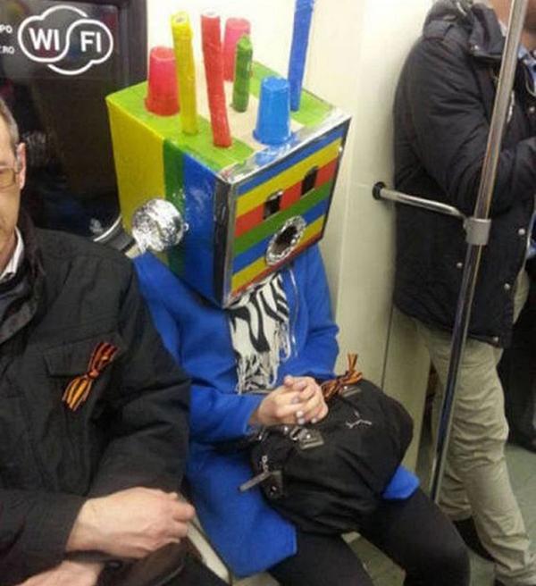 Những kẻ này đến từ hành tinh khác thì gọi là gì?-12