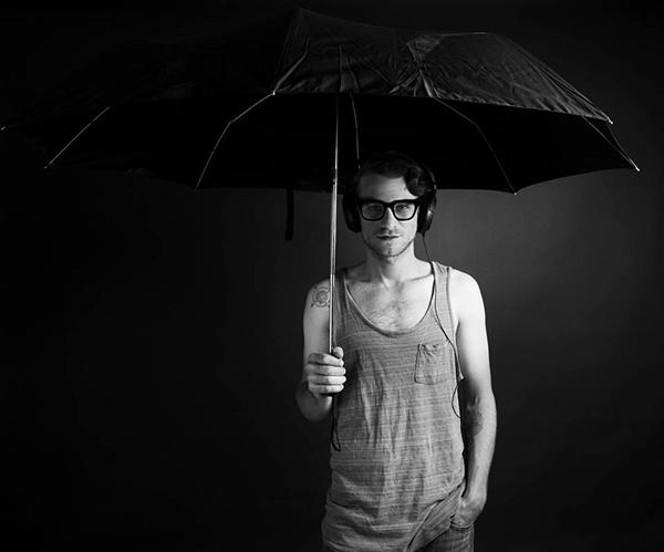 Dân mạng lầy đến nỗi gửi tin nhắn cho diễn viên Tây trong MV của Mỹ Tâm hỏi: Sao anh bắn chị em?-5