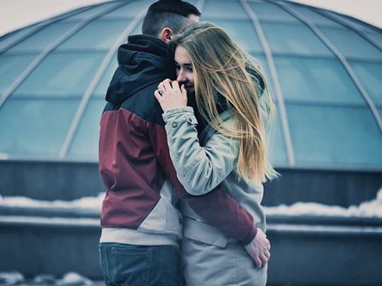 8 lý do vì sao bạn không nên thốt ra lời yêu quá sớm khi hẹn hò cùng ai đó