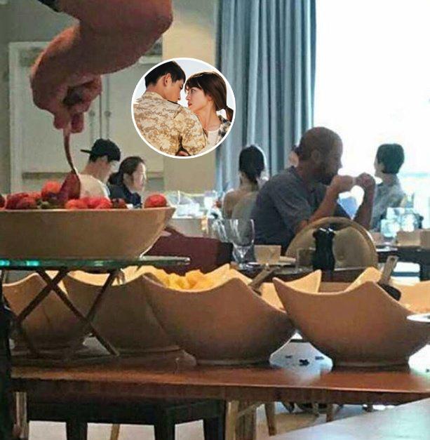 Song Hye Kyo lộng lẫy như công chúa trên bìa tạp chí thời trang quyền lực nhất xứ Hàn-5