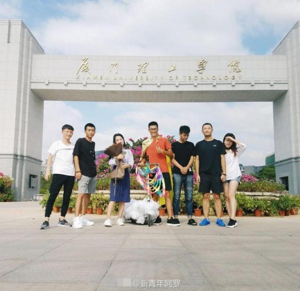 TQ: Chàng trai đạp gió cưỡi mây đến tỏ tình với cô gái thầm yêu 4 năm-6