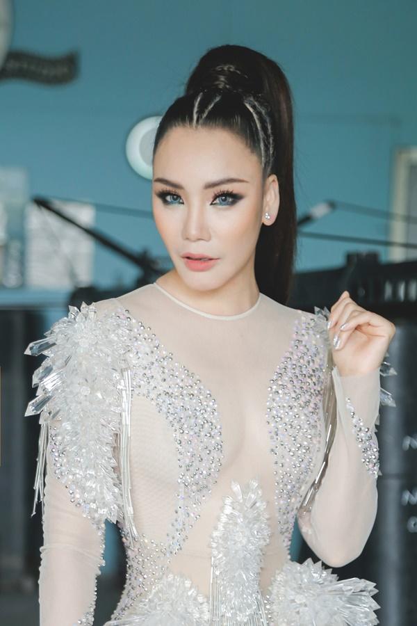 Gần 8 năm không nhảy, Hồ Quỳnh Hương trở lại vẫn tràn đầy năng lượng-1