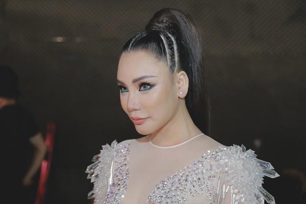 Gần 8 năm không nhảy, Hồ Quỳnh Hương trở lại vẫn tràn đầy năng lượng-2