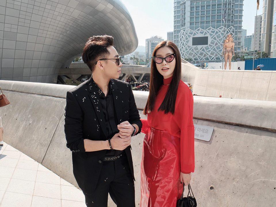 Phí Phương Anh - Hoàng Ku phá đảo Seoul Fashion Week ngày đầu xuất hiện-5