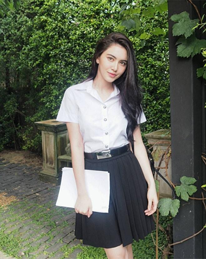 Bí mật đằng sau 2 bộ đồng phục nữ sinh gợi cảm nhất thế giới-2