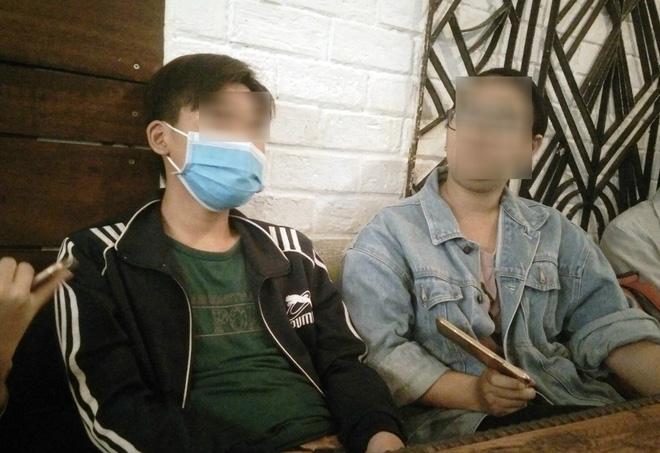 Bé trai 15 tuổi tố bà già U60 cưỡng hiếp đến mắc bệnh: Em cắt tay tự tử mà không chết, em nhục nhã lắm-5