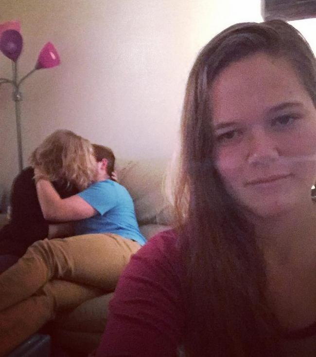 Cô gái chứng minh ế cũng phải có vị thế của... ế-6