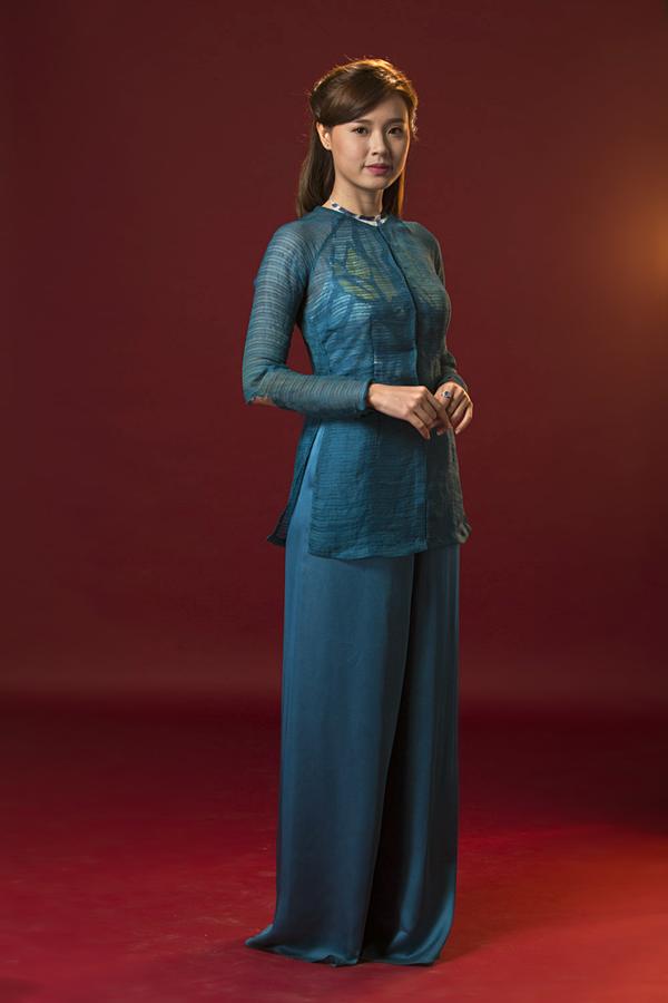 Đọc vị tính cách của 4 người phụ nữ trong Mẹ chồng thông qua áo bà ba-7