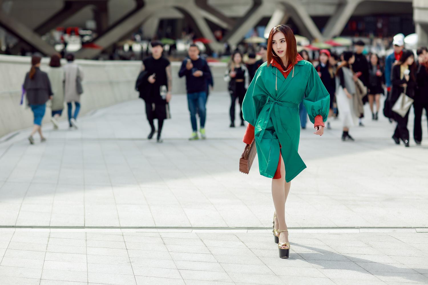 Châu Bùi - cô Ba Lan Ngọc đại náo Seoul Fashion Week với style nổi loạn-7
