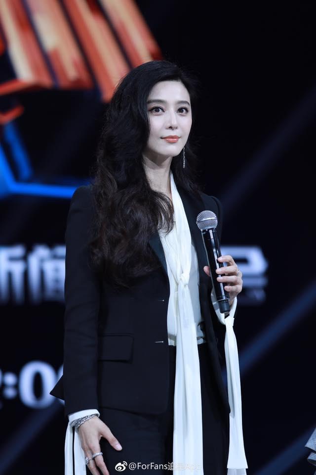 Phạm Băng Băng trổ tài ảo thuật khiến khách mời kinh ngạc-13