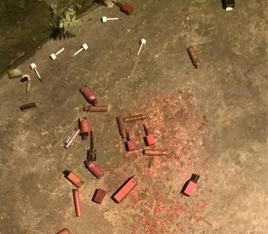 Quá giận bạn gái, giẫm nát 5 thỏi son đắt tiền rồi đăng ảnh lên mạng-2