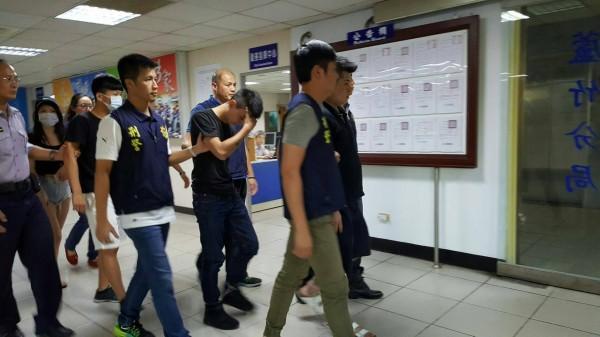 Cái kết buồn của sao nhí nổi tiếng xứ Đài: Tham gia băng đảng xã hội đen, bị bắt vì hành vi cố ý giết người-6