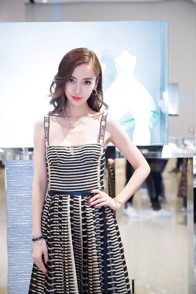 Angela Baby bị lộ ảnh không photoshop: gầy như bộ xương khô, số đo vòng một lép kẹp-12