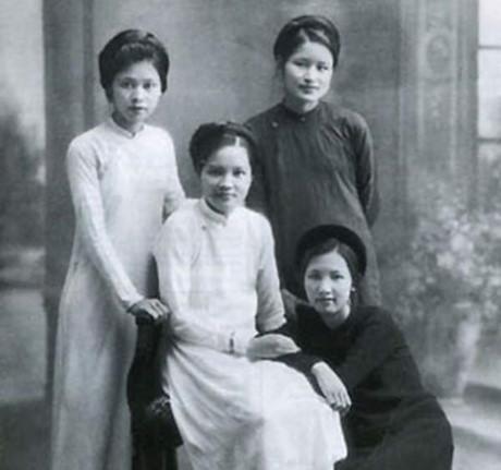 Chuyện kể về người đẹp Tràng An hiếm hoi thoát kiếp hồng nhan bạc phận-2