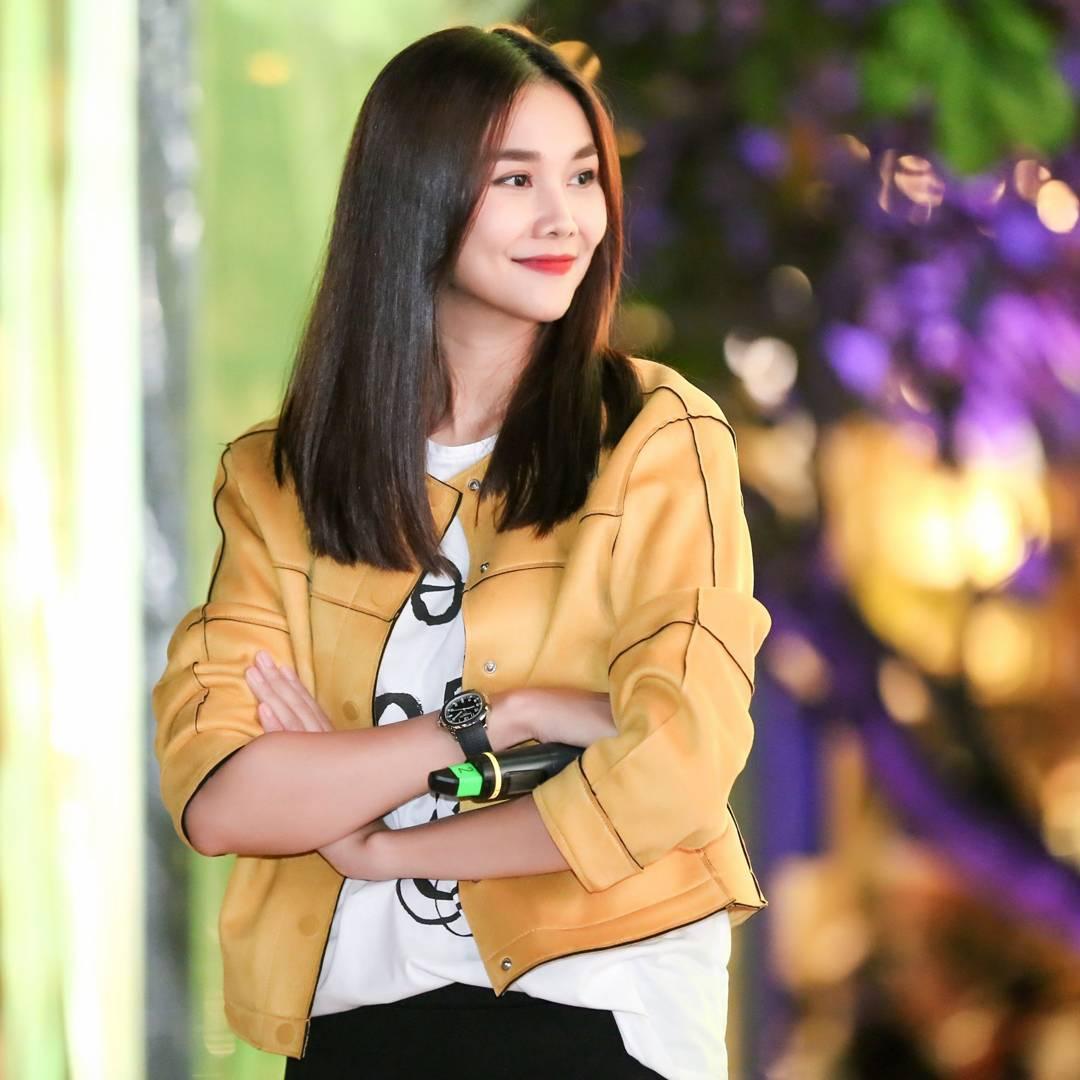 Tin sao Việt 19/10: Hà Tăng khoe dung mạo mỹ nhân từ khi còn tấm bé-8