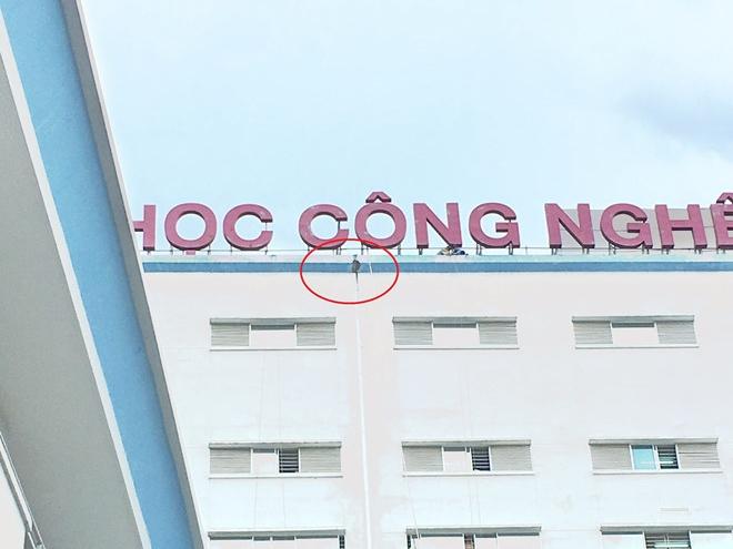 Nữ sinh viên tuyệt thực ép buộc gia đình cho mình chết không toàn vẹn-5