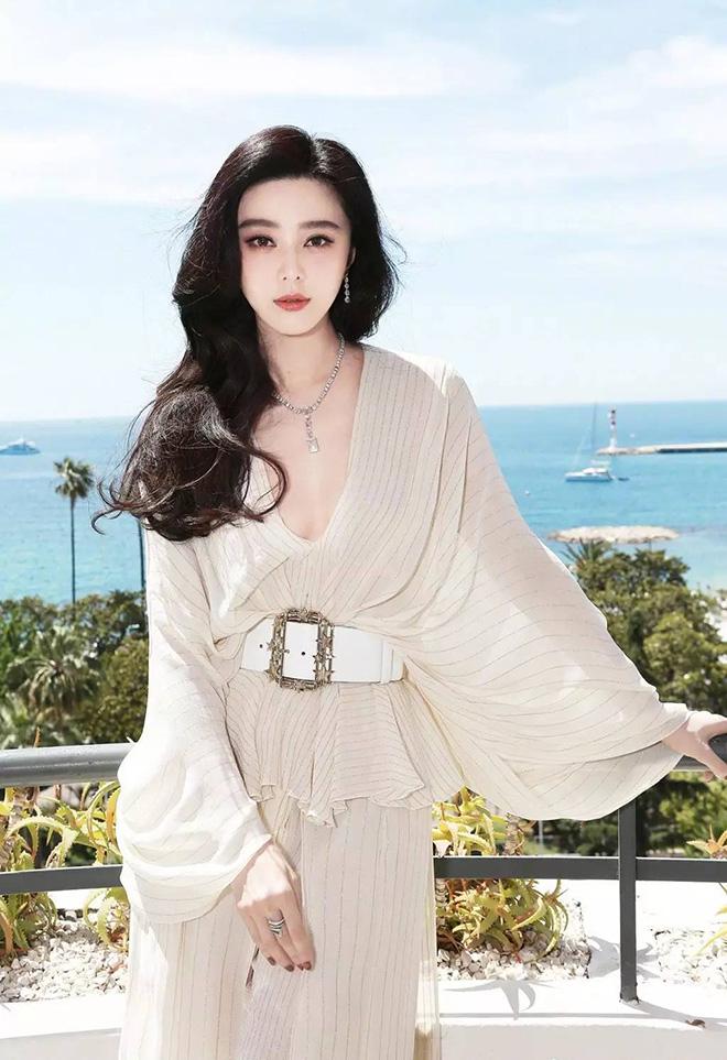 Cả gia tộc đều là mỹ nhân, lý do khiến các sao này đẹp xuất sắc đến vậy-1