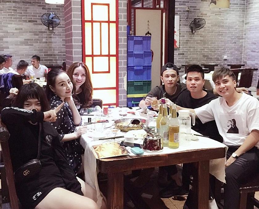 Hot girl - hot boy Việt 20/10: Hot girl Huyền Baby lần đầu cho ảnh quý tử lên sóng-11