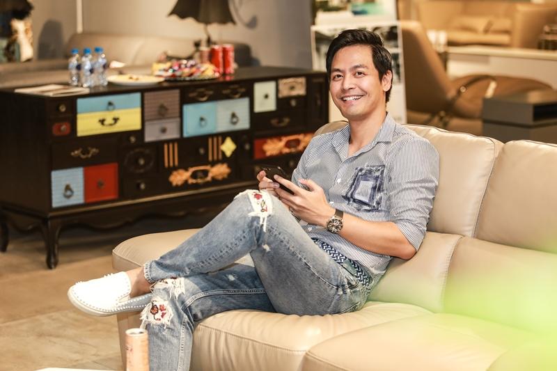 Đụng mặt cùng sự kiện, Ngọc Trinh làm lơ Vũ Khắc Tiệp-7