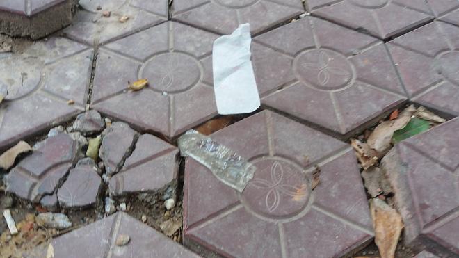 Chủ xe cho biết lý do bị cô gái dán băng vệ sinh kín xế hộp khi đỗ trước cửa hàng ở Hà Nội-3