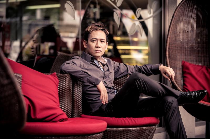 Thực hư chuyện ca sĩ Duy Mạnh bị người lạ mặt đánh khi đang biểu diễn?-4