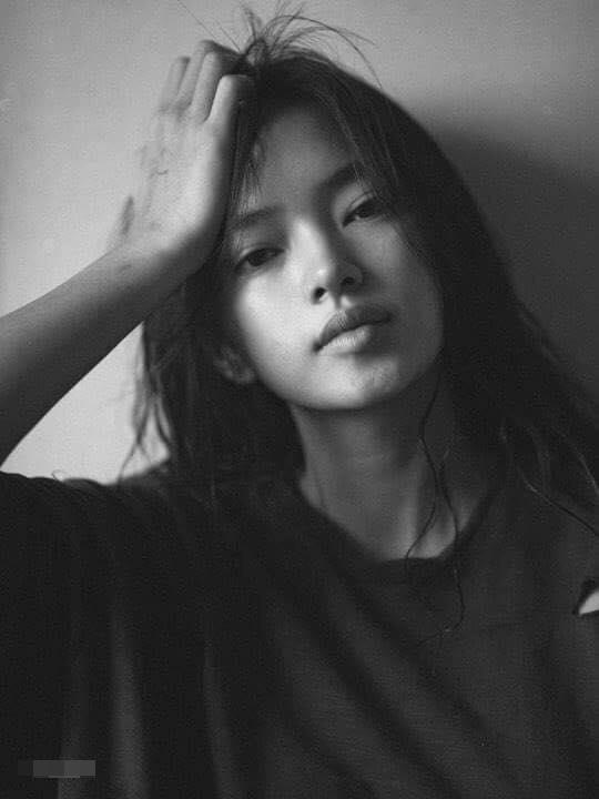 Hot girl - hot boy Việt 21/10: B Trần khoe body hoàn hảo khi mặc tạp dề vào bếp-4